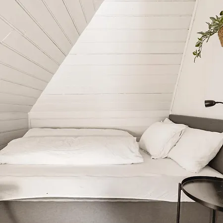 Apartament Fit For Two Families! 8 Bedrooms! 2 Bathrooms! Bergen